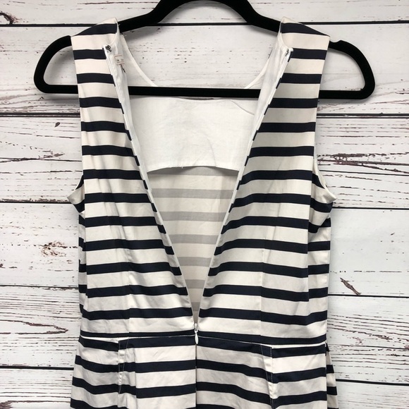 Gap Skater fit n flare navy white stripe dress - Picture 8 of 9